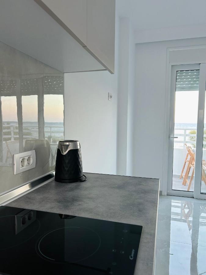 Chrisanthi Apartments อาร์คานเยโลส ภายนอก รูปภาพ